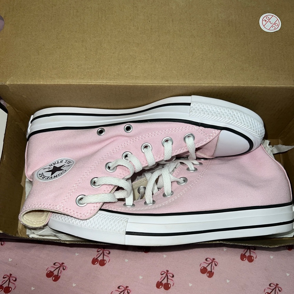 Converse Pink Foam Unisex